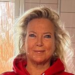 Mia Hall, Stockholm. Cert. Helhetsterapeut, lärare och djurkommunikatör på HelhetsCentrum